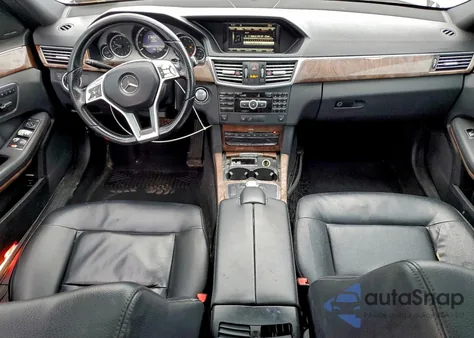 2013 Mercedes-Benz E 350 z USA, uszkodzony, nr VIN WDDHF5KB9DA667149